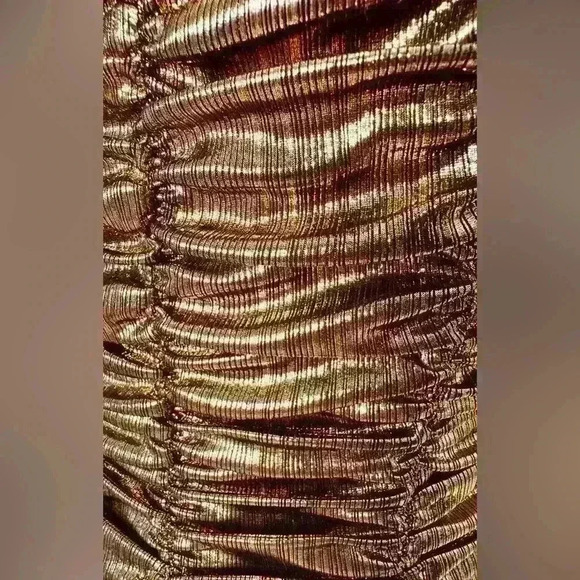 Bronze Metallic peasant blouse - Picture 4 of 4